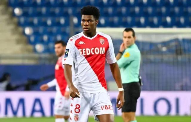 1652054414213042157.jpg 琼阿梅尼.jpg